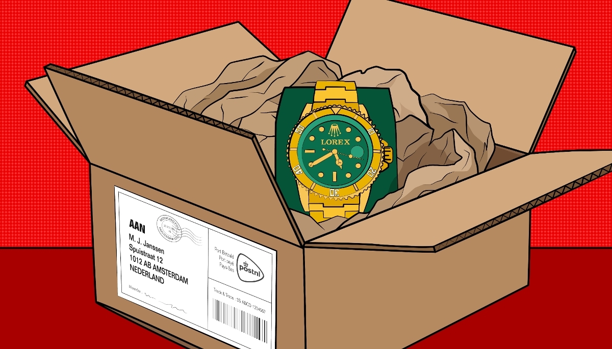  Emballé comme un banal achat en ligne, le superfake voyage sous les radars des douanes européennes.