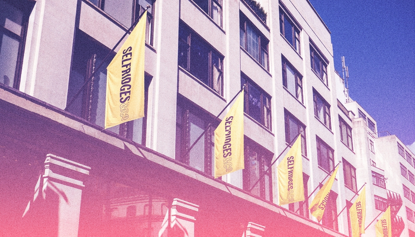 Chez Selfridges, le retour dans le vert se paie cash en postes.